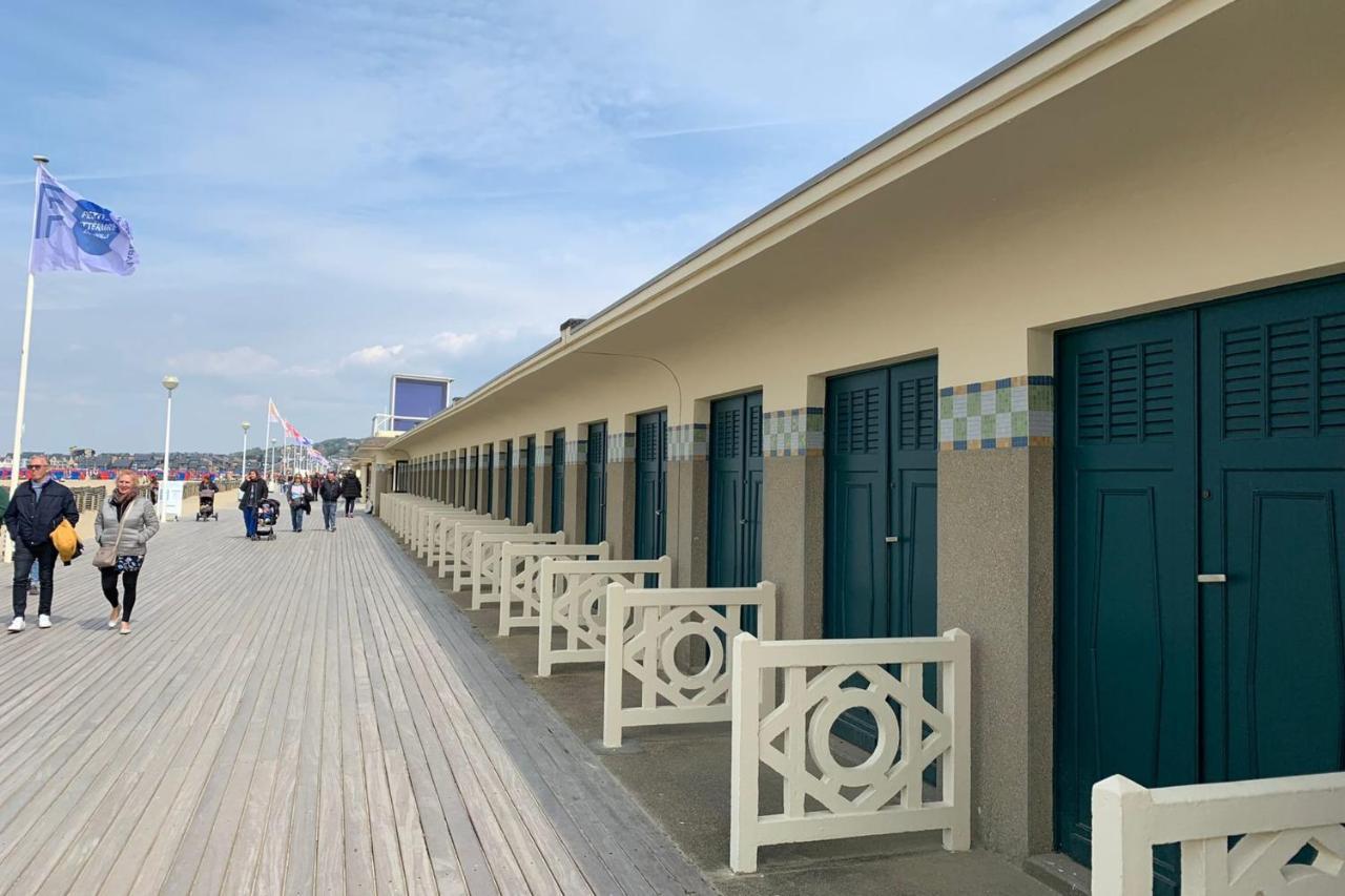 Nice 41 M With Balcony Near The Beach Довил Екстериор снимка